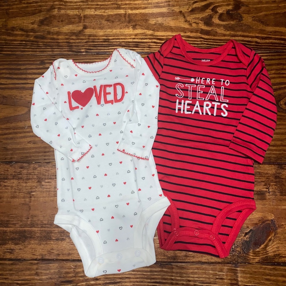 Carter’s onesie 6m Bundle